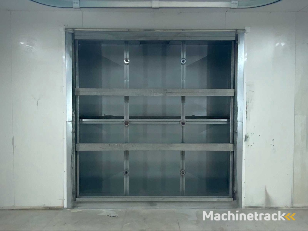 2004 Soloan Prefab Spritzkabine mit Trockenraum und Schruppraum