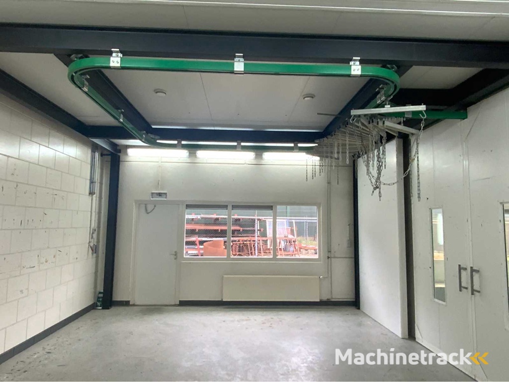 2004 Soloan Prefab Spritzkabine mit Trockenraum und Schruppraum