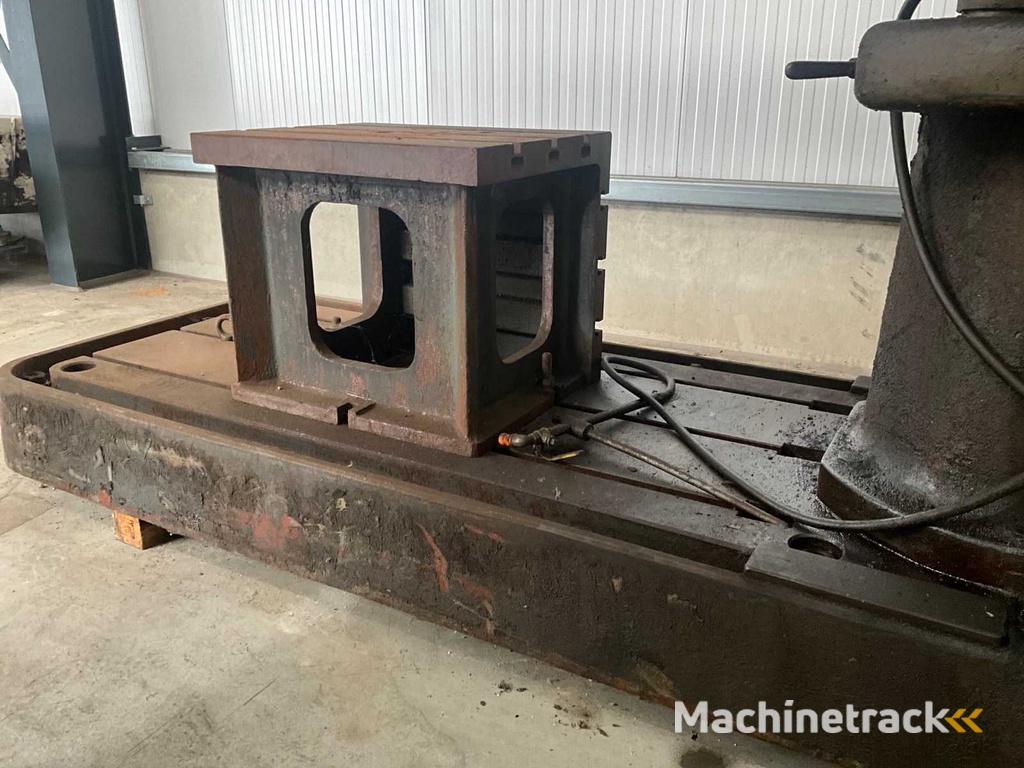 Kolb Radial drilling and milling machine