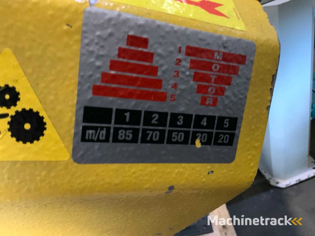 Bemak BMSY 280 horizontale bandzaagmachine