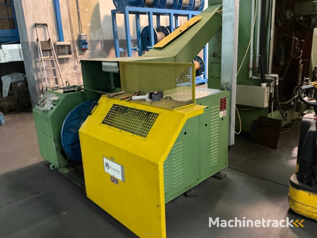 2001 SAMPSISTEMI R25T.1.1.1200 Wire drawing line