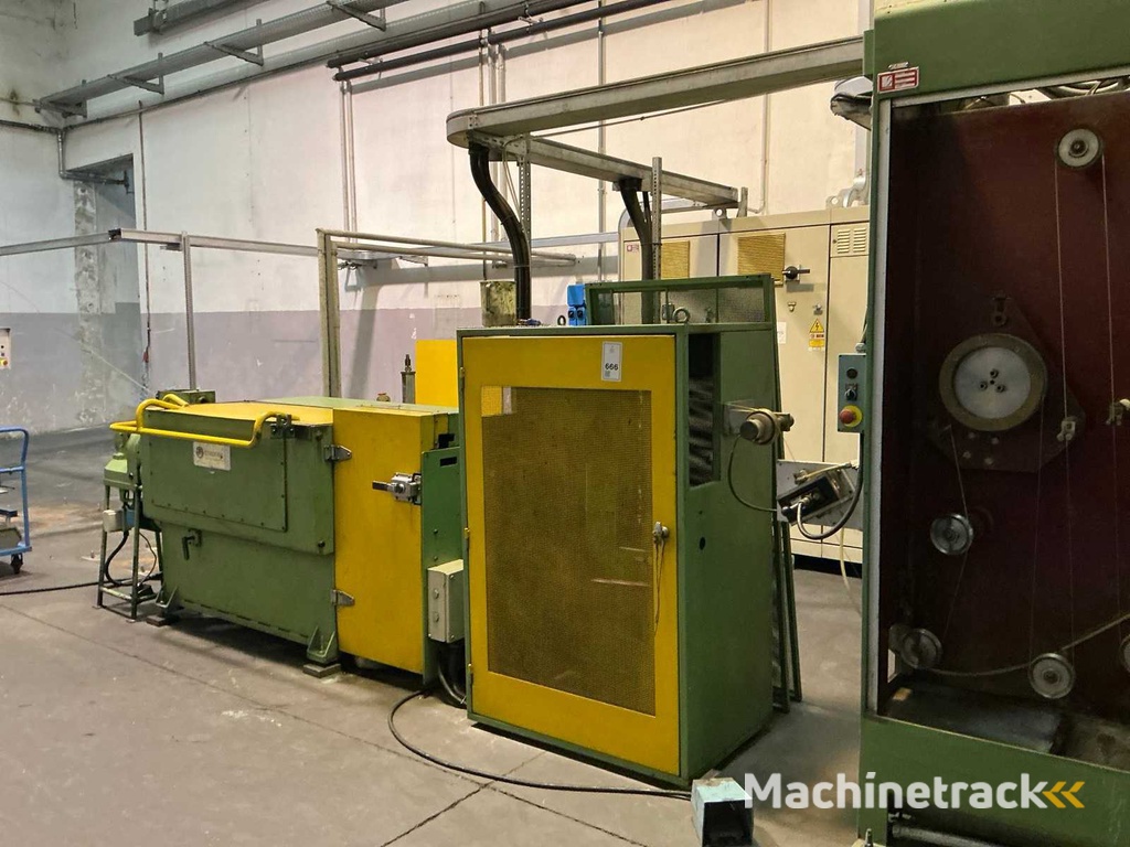 2001 SAMPSISTEMI R25T.1.1.1200 Wire drawing line