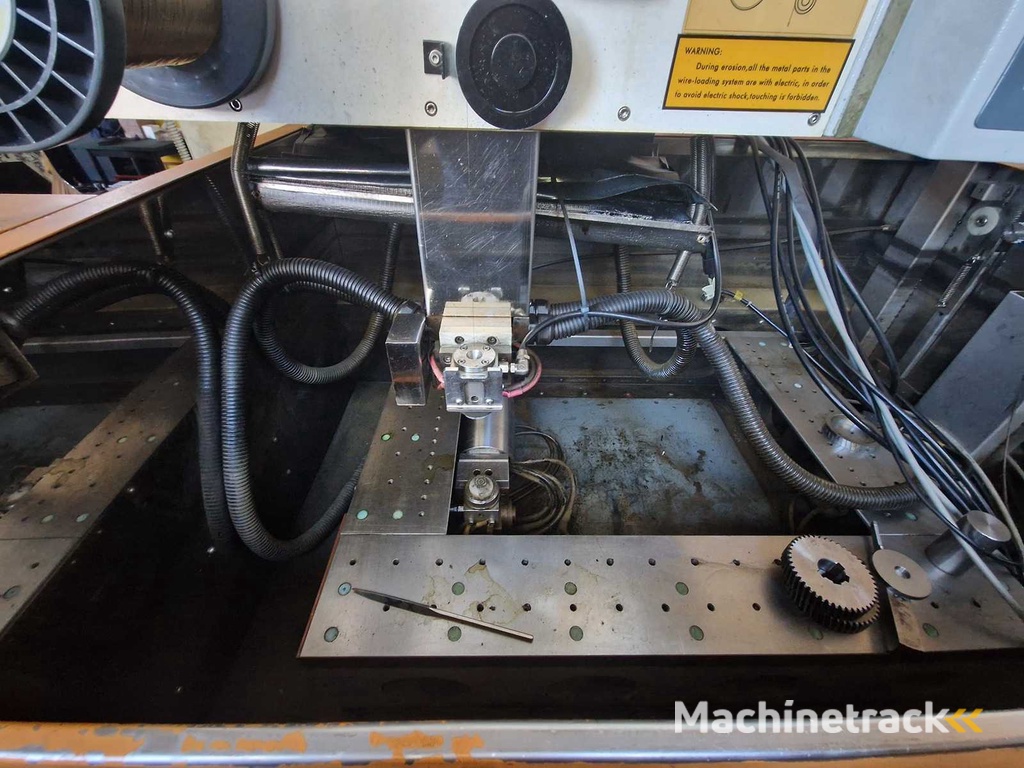 NOVICK AW 510 EDM erosion