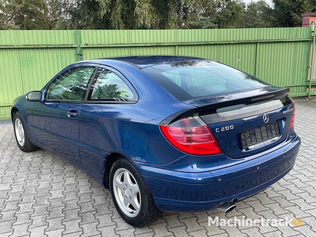 Mercedes-Benz - C200K COUPE - Auto - 2001