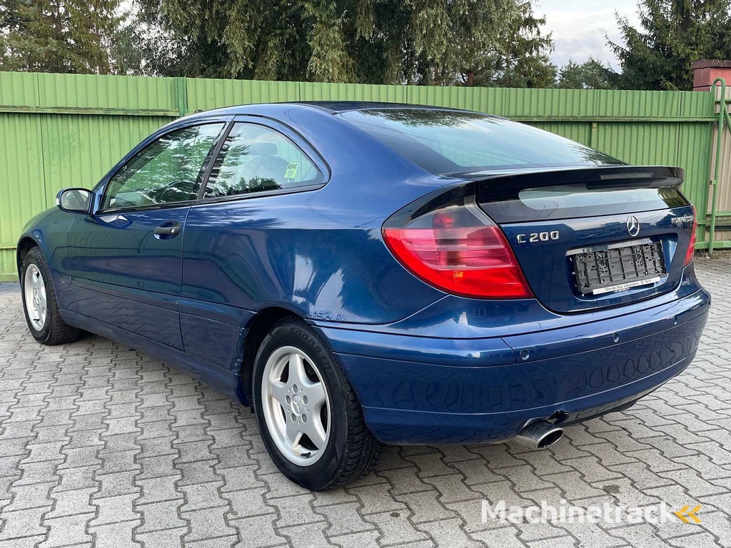 Mercedes-Benz - C200K COUPE - Auto - 2001