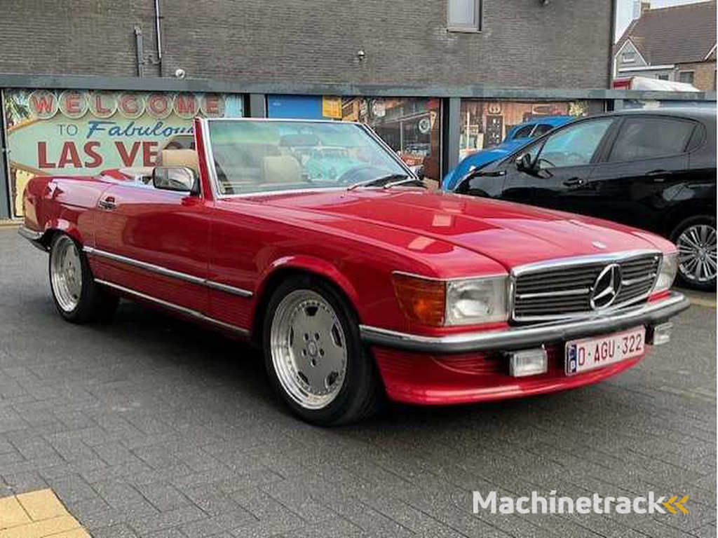 Mercedes - 560 SL - Oldtimer