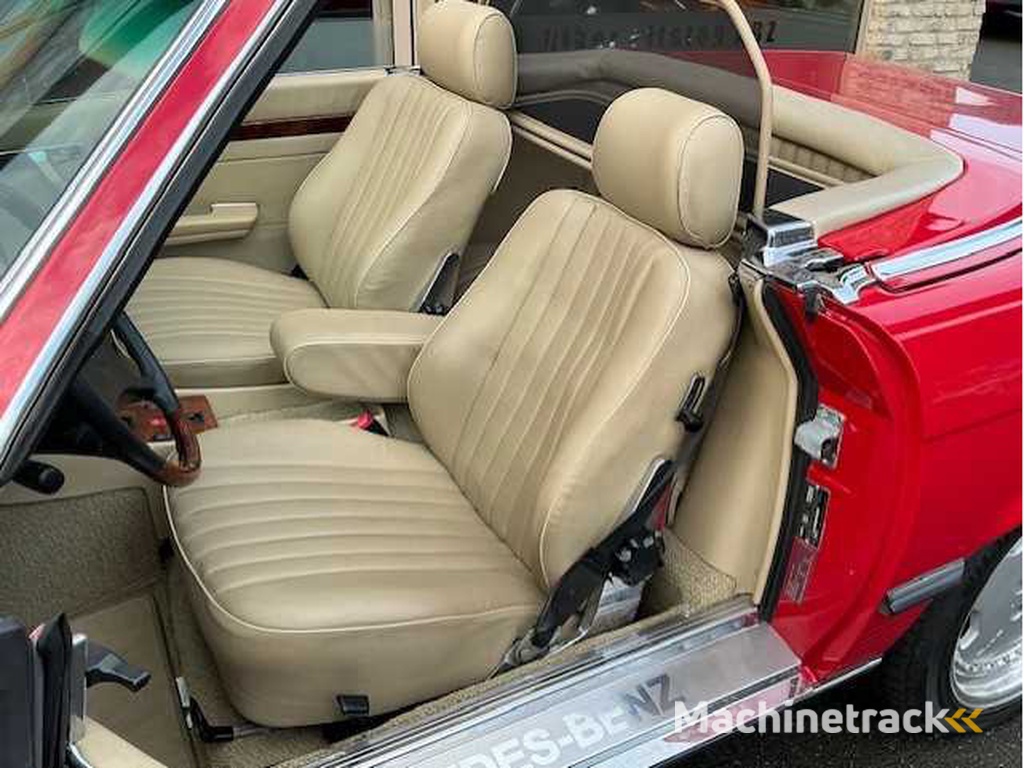 Mercedes - 560 SL - Oldtimer