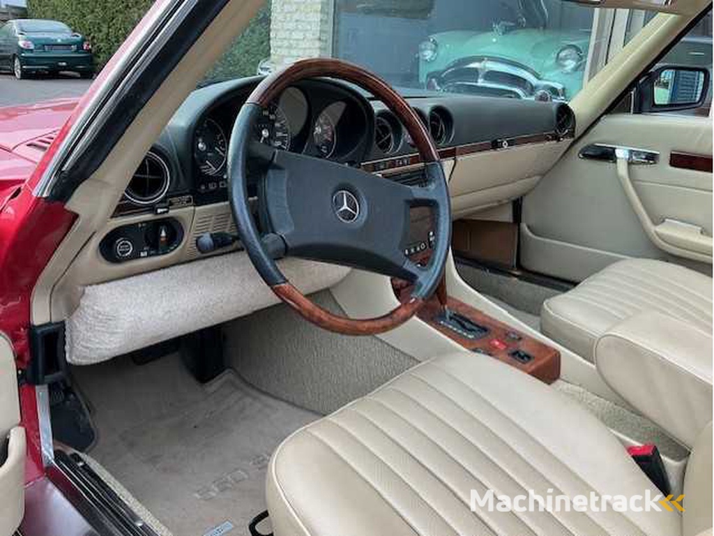 Mercedes - 560 SL - Oldtimer