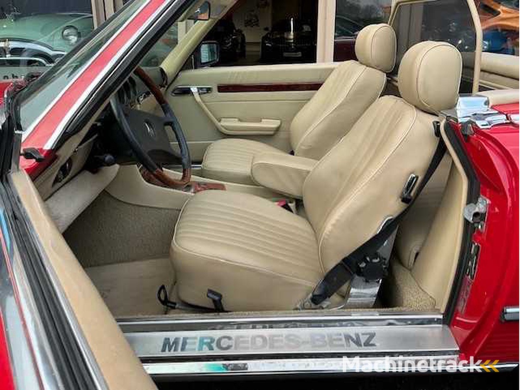 Mercedes - 560 SL - Oldtimer