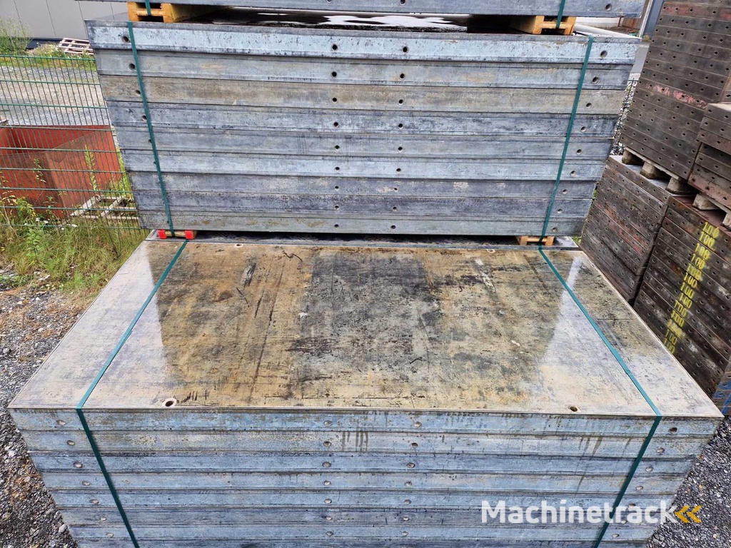 Doka Framax Schalung – Komplettsystem 374,75 m² – inkl. Ecken, Konsolen, Streben & Zubehör – geprüft & einsatzbereit – 25,5 t Gesamtgewicht