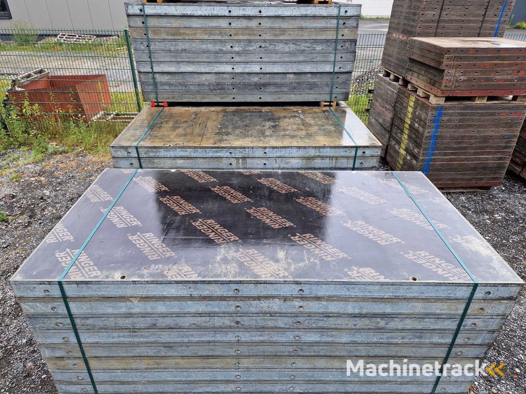 Doka Framax Schalung – Komplettsystem 374,75 m² – inkl. Ecken, Konsolen, Streben & Zubehör – geprüft & einsatzbereit – 25,5 t Gesamtgewicht