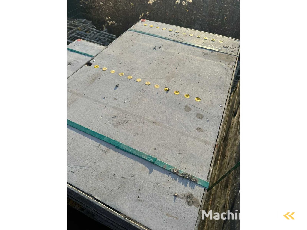 Hünnebeck MANTO Wandschalung – Komplettsystem 677 m² – mit Zubehör & Ersatzschalhaut – 63.000 kg