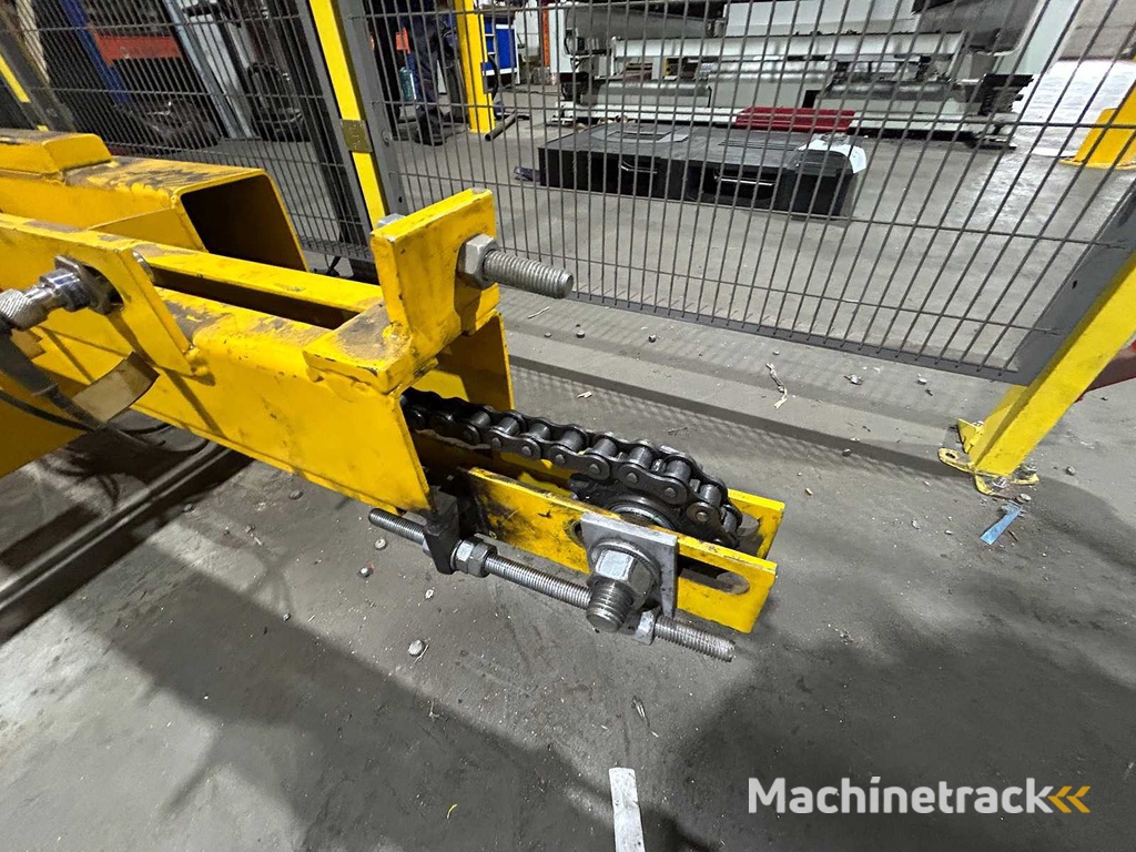 Baaijens - 2019 - Vertical with lift - Paternoster cabinet 36 drawers