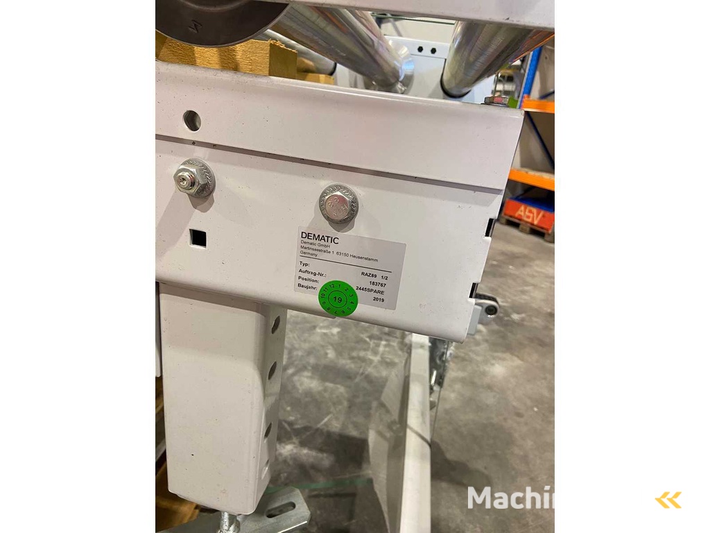Dematic - 2019 - Roller conveyor and pallet chain