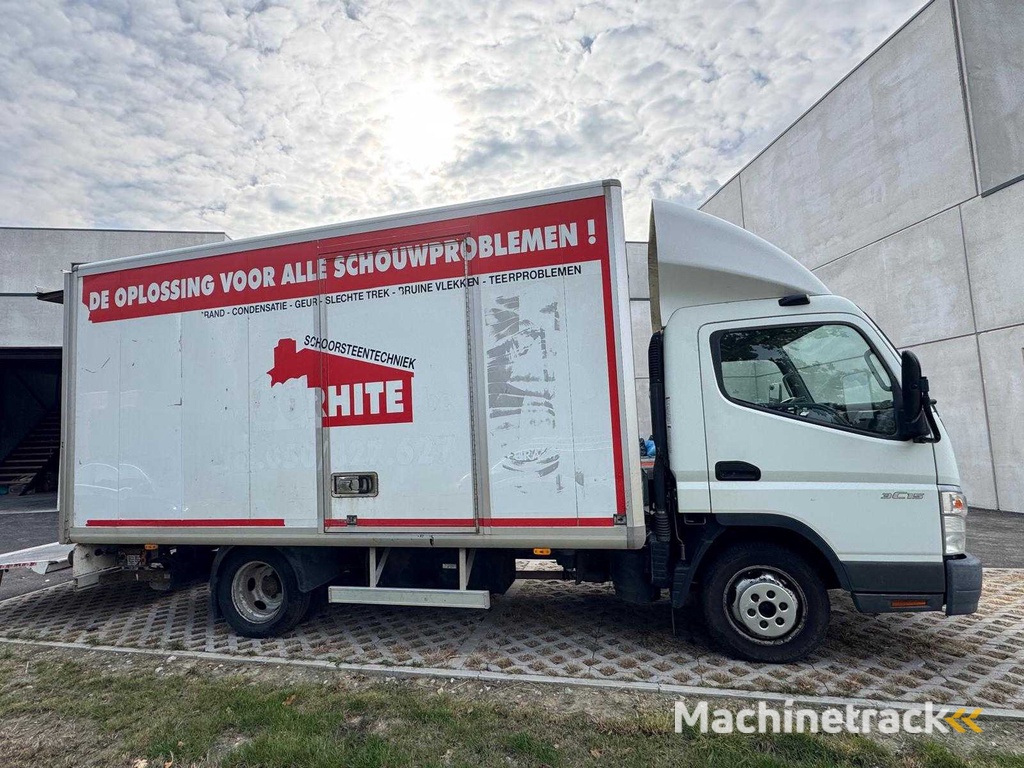 Mitsubishi - FB832/2 - Kastenwagen