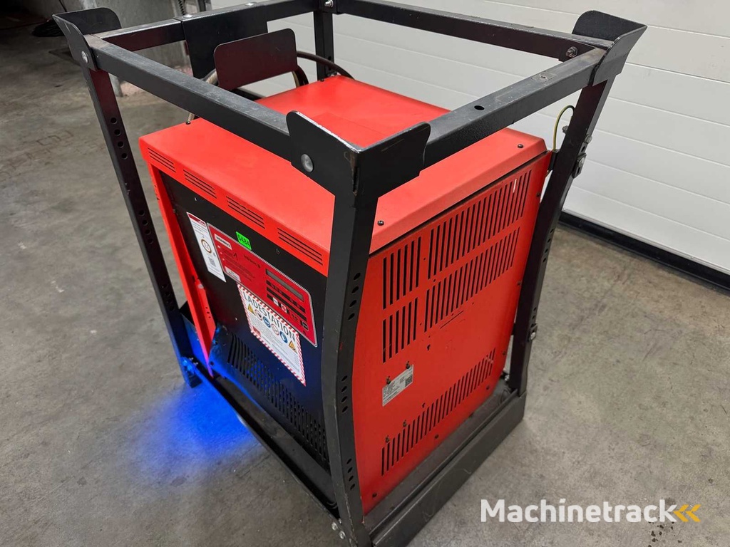 2021 Linde Intronic B 80V 100A 590-689Ah Gabelstapler Elektrostapler Ladegerät charger