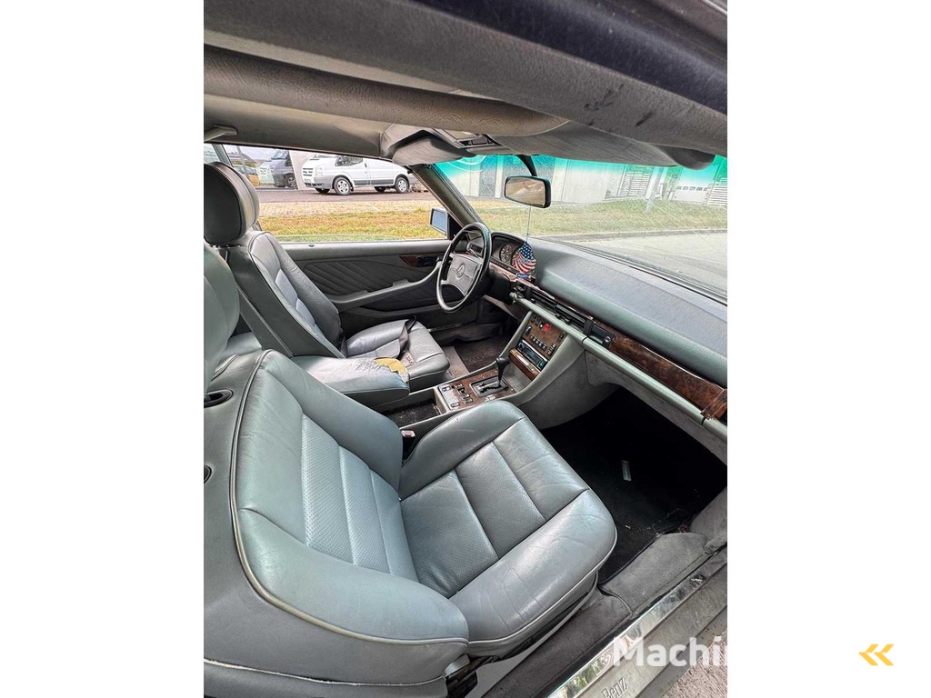 Mercedes - 420 SEC - Car - 1990