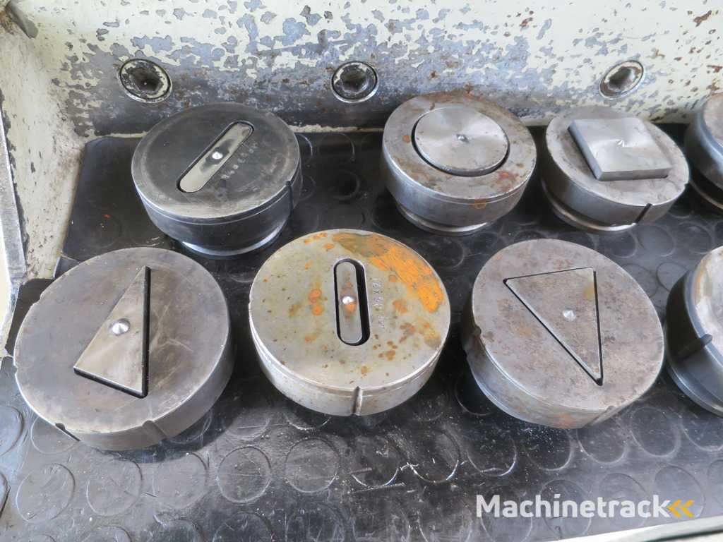 DURMA IW 80 D Lochstanze