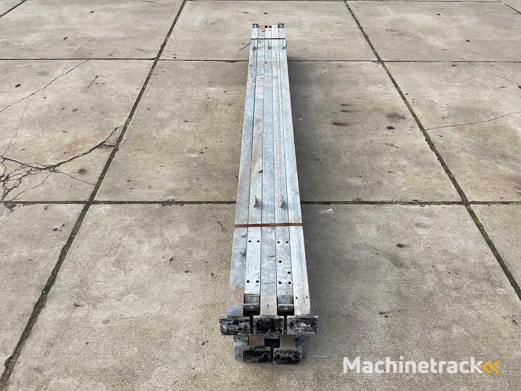 Ipe beam steel (10x)