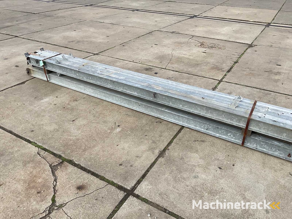 Ipe beam steel (10x)