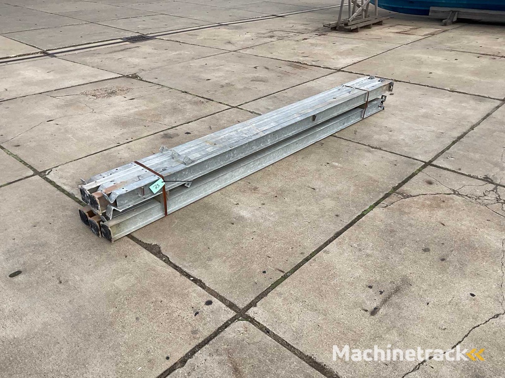 Ipe beam steel (10x)