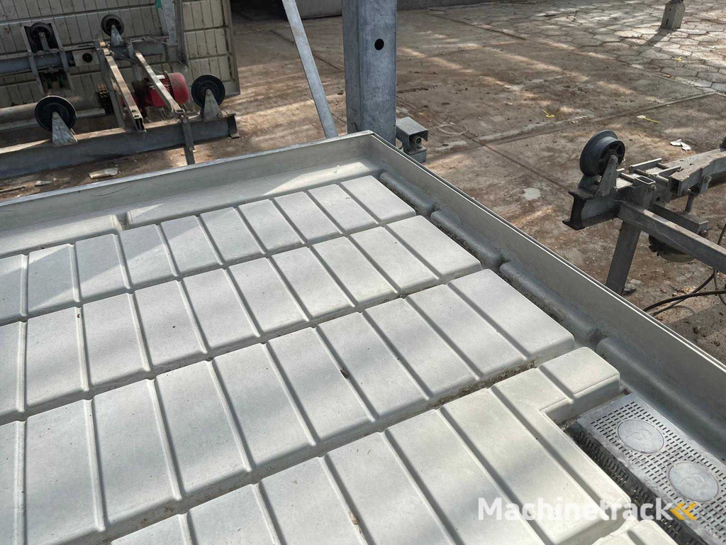 Cultivation table (5x)