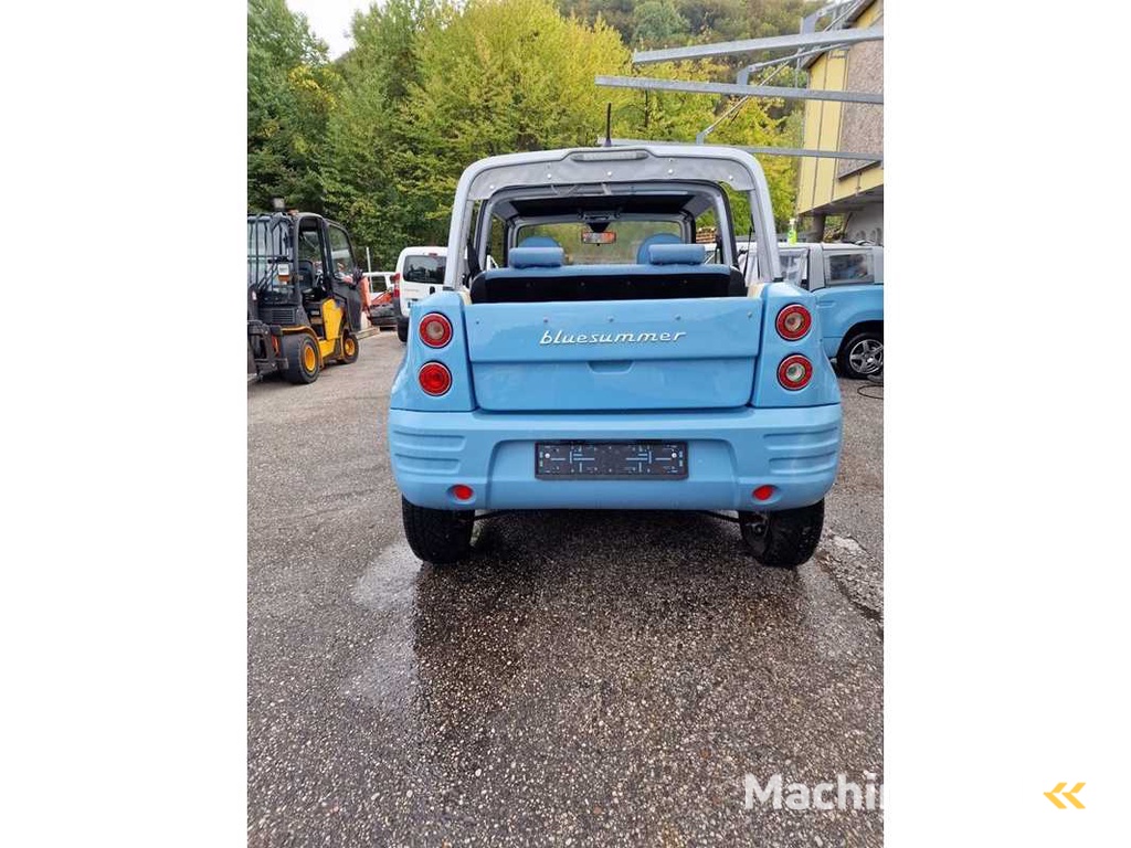 Bluecar BLUSUMMER electric convertible car