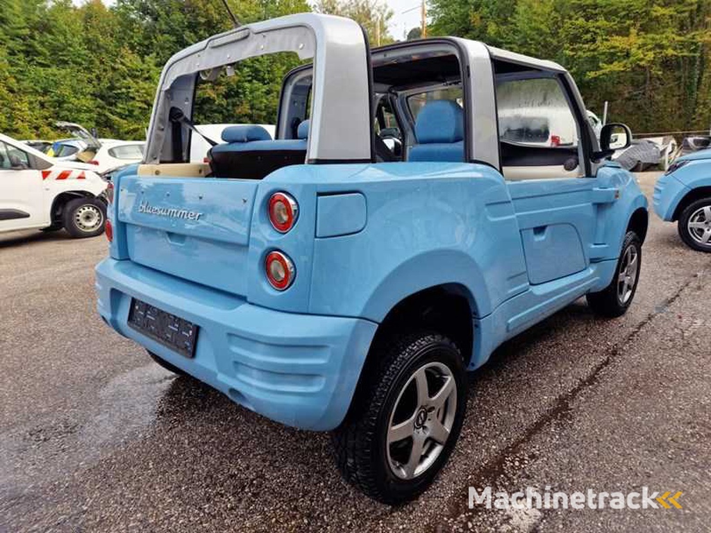 Bluecar BLUSUMMER electric convertible car