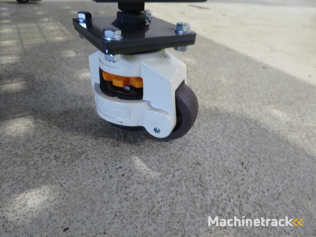 WMT P-2400 x 1200+ Lastafel / Geperforeerde tafel