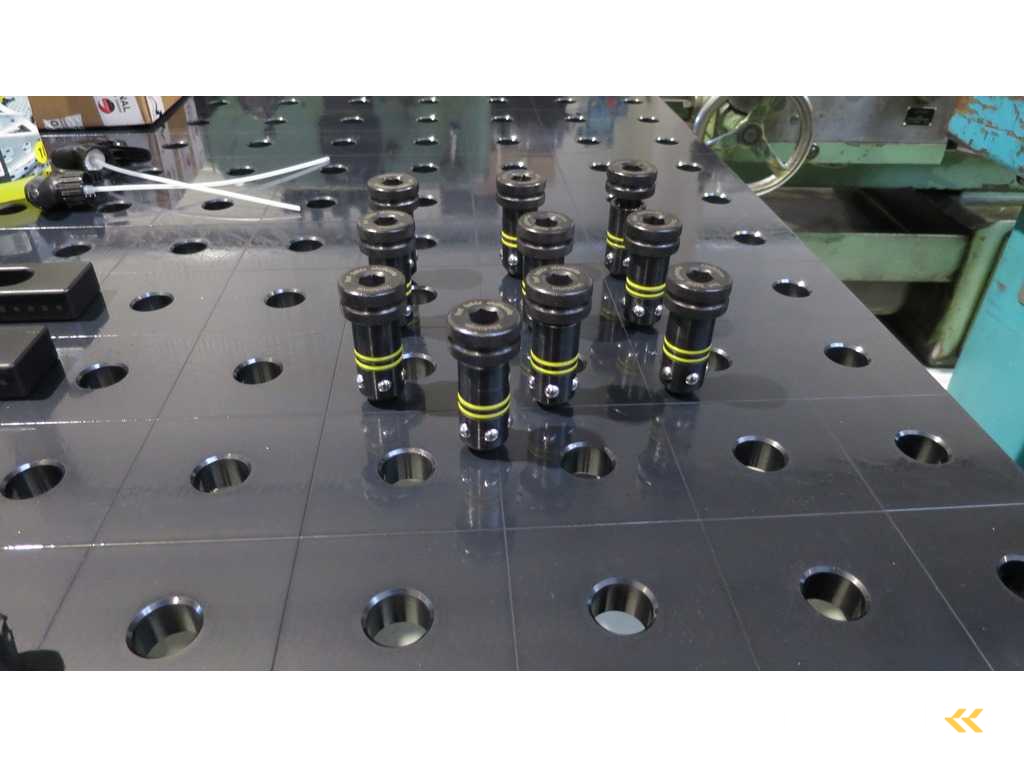 WMT KLEMBOUT 28 / 25 Lastafel Accessoires