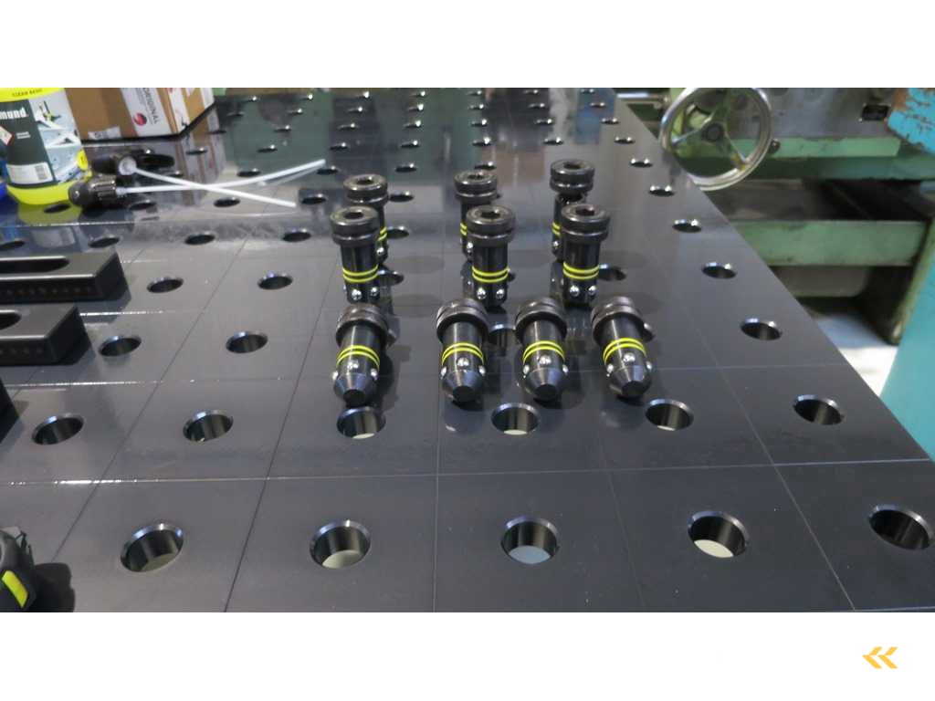 WMT KLEMBOUT 28 / 25 Lastafel Accessoires