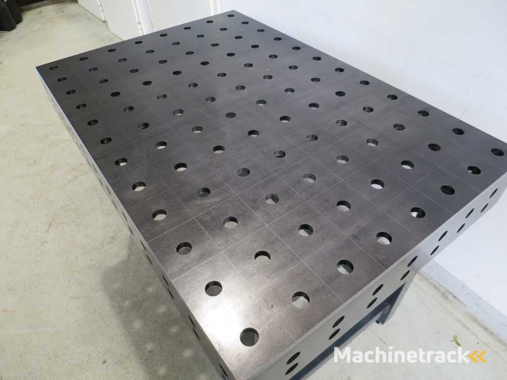 WMT P-1200 X 800 Schweißtisch / Lochtisch