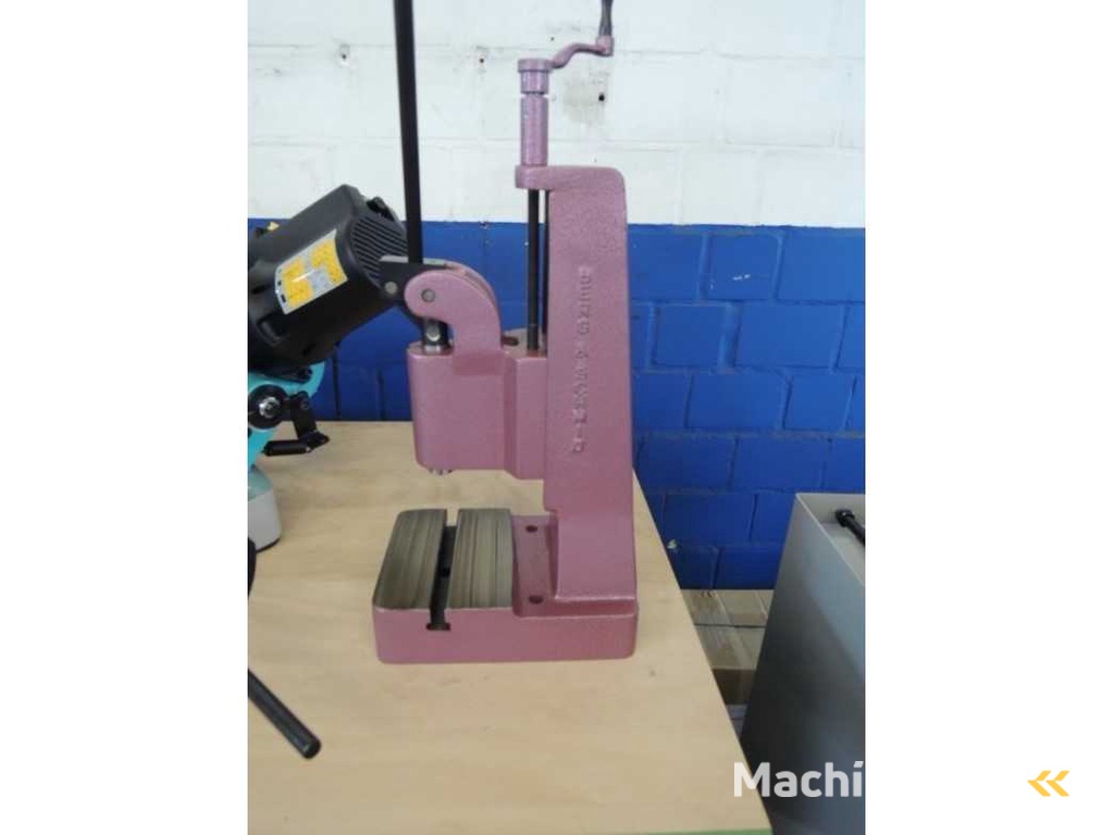 BERG & SCHMID HK 800 Toggle Pers