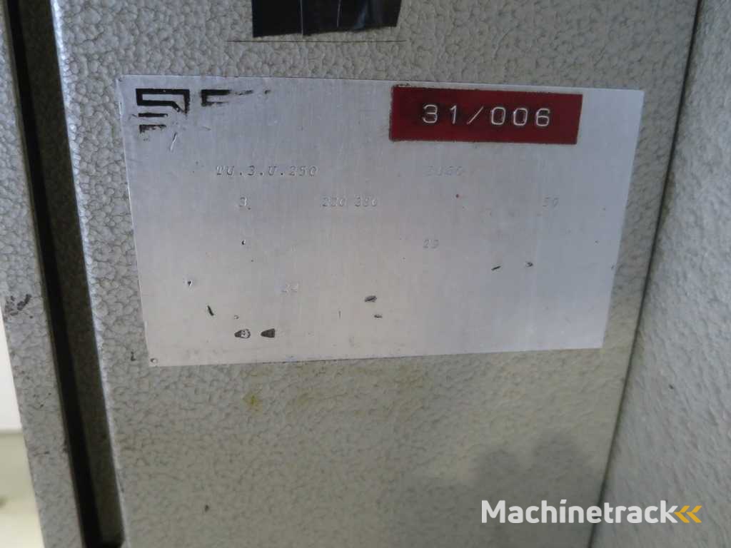SAFAN TU3.U.250 Ausklinkmaschine