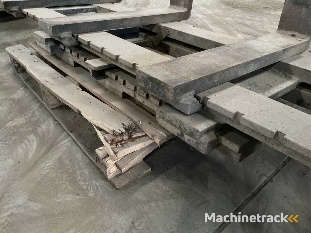 2003 Griptech VGT 50 vorkenbord