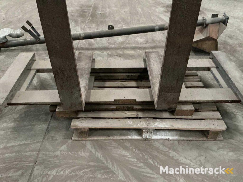 2003 Griptech VGT 50 vorkenbord