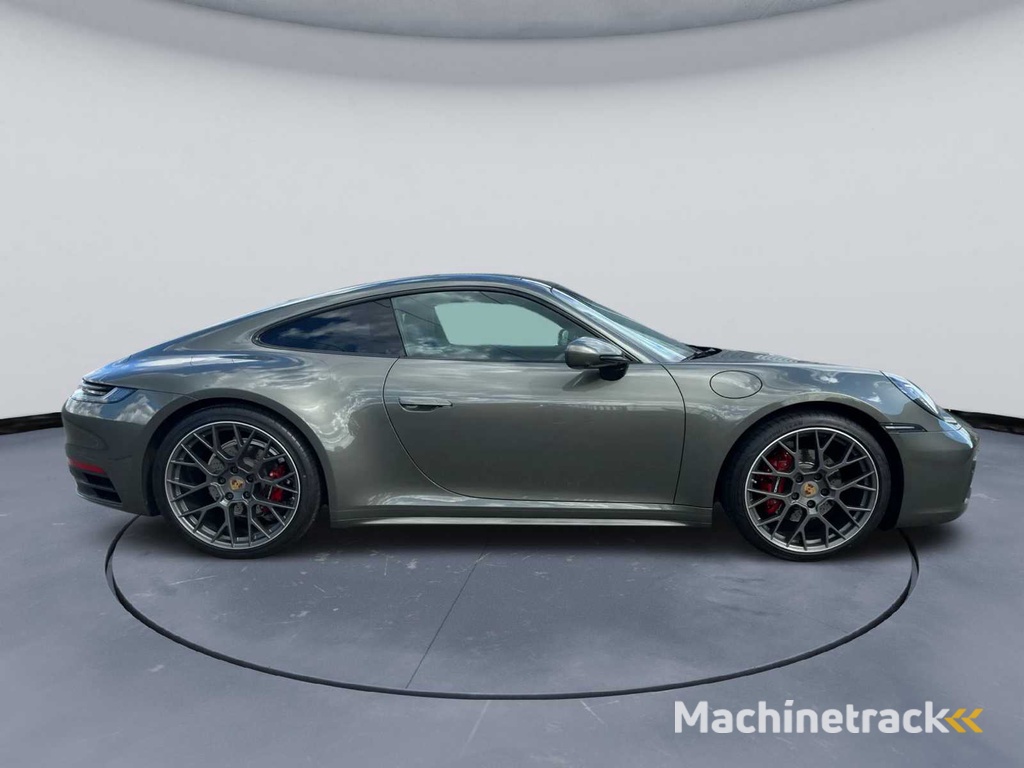 2022 Porsche 911 Carrera Passenger Car