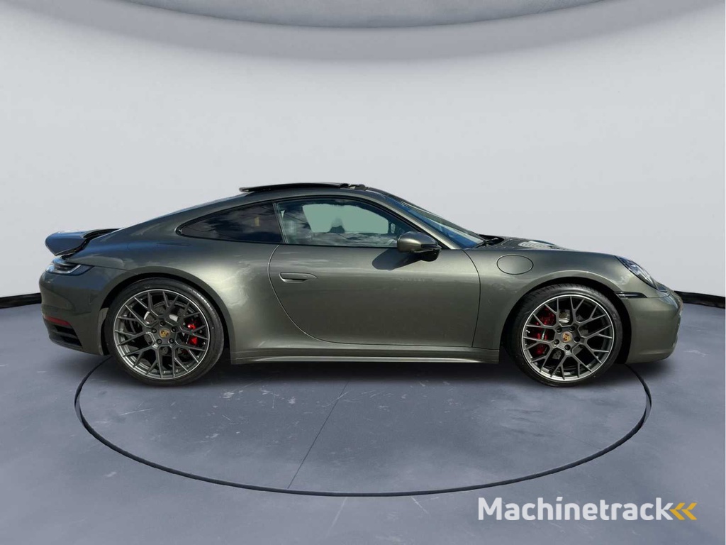 2022 Porsche 911 Carrera Passenger Car