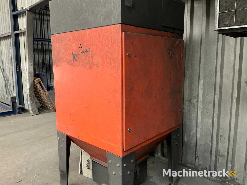 Kiekens DM 5551 Dustmaster Dust Filter Installation