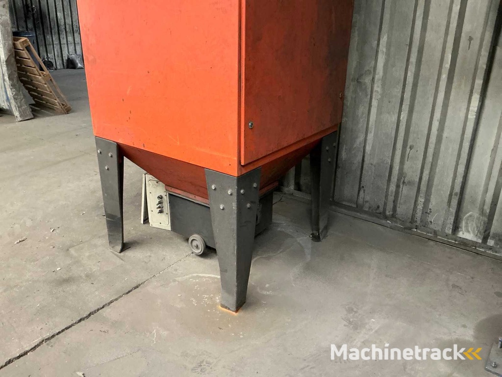 Kiekens DM 5551 Dustmaster Dust Filter Installation