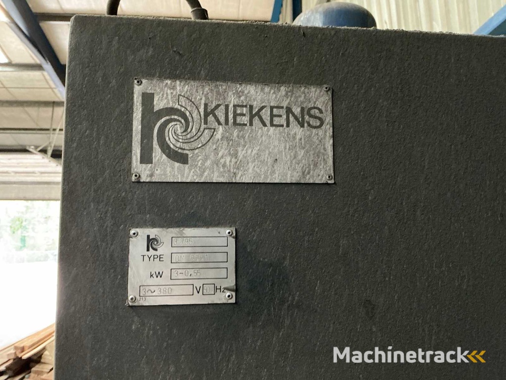 Kiekens DM 5551 Dustmaster Dust Filter Installation