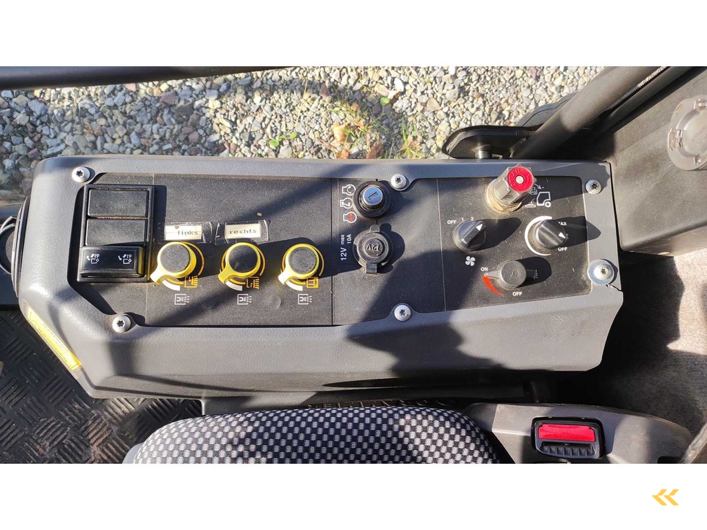 Kärcher - MIC 42 - 4x4 Kehrmaschine - 2019