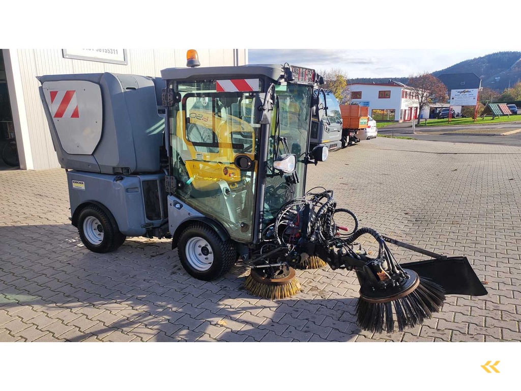 Kärcher - MIC 42 - 4x4 Kehrmaschine - 2019