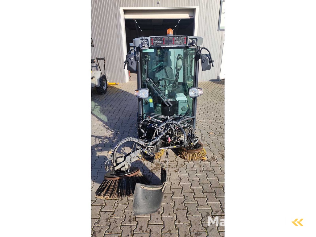 Kärcher - MIC 42 - 4x4 Kehrmaschine - 2019