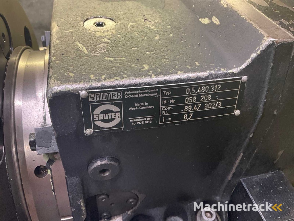 1998 Colchester CNC-2000 CNC Lathe with Turret Changer