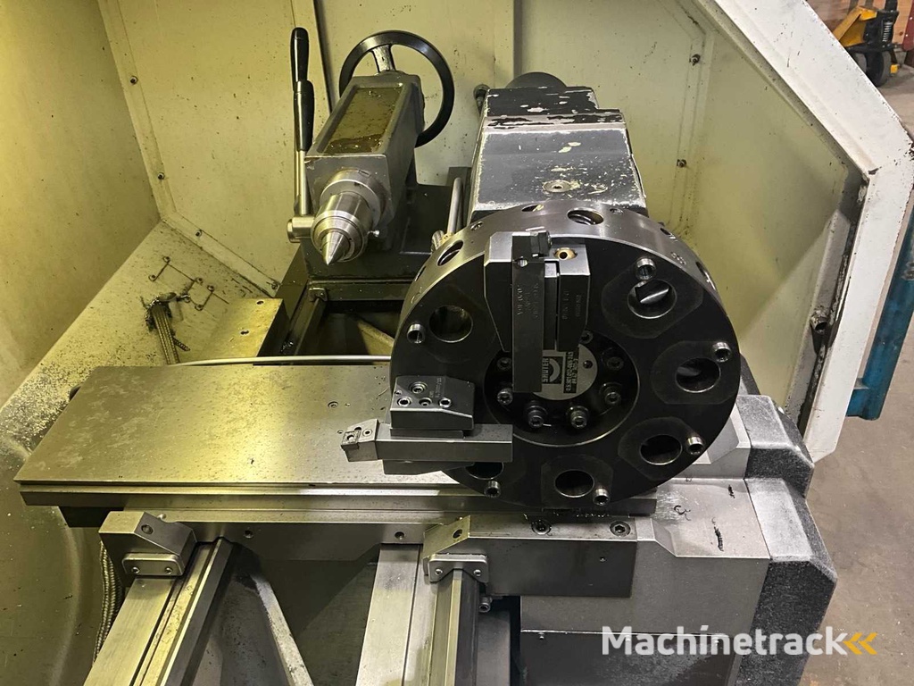 1998 Colchester CNC-2000 CNC Lathe with Turret Changer