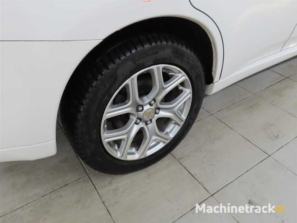 Mitsubishi Outlander 2.0 PHEV Intense + Automatik 3-SVS-60