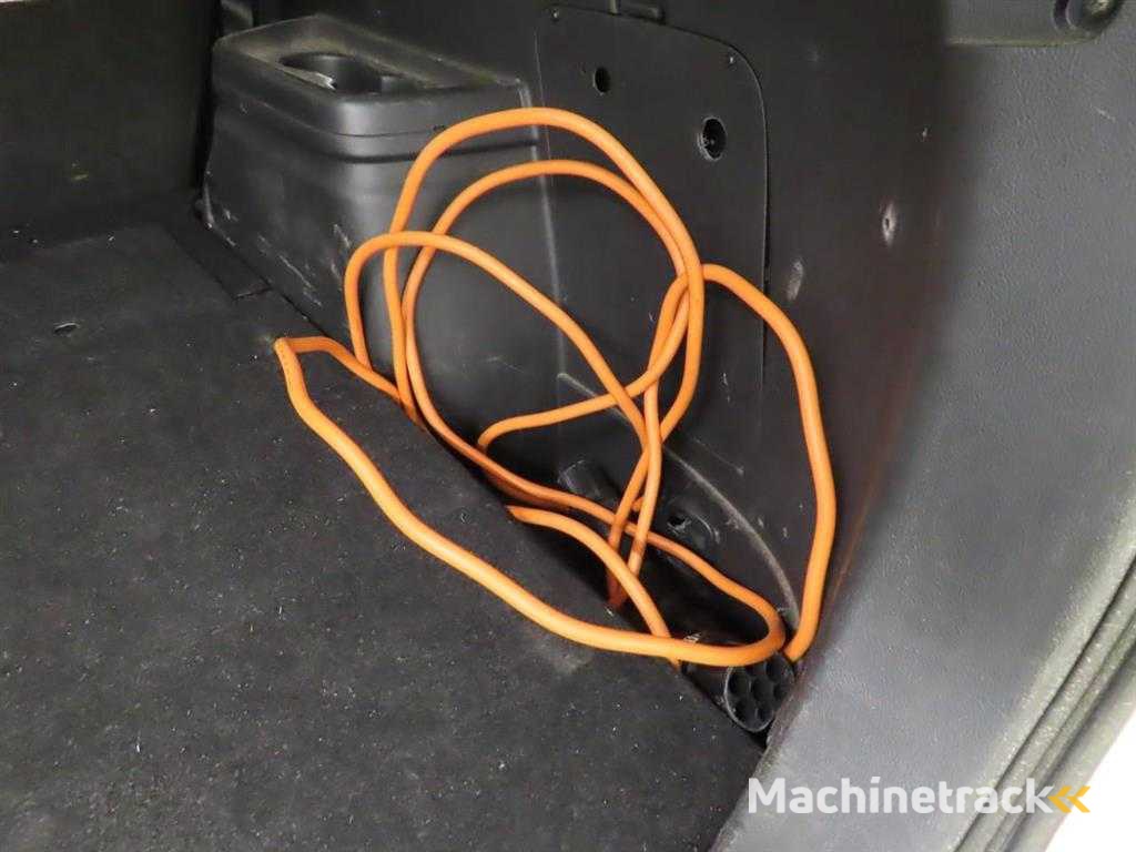 Mitsubishi Outlander 2.0 PHEV Intense + Automatik 3-SVS-60