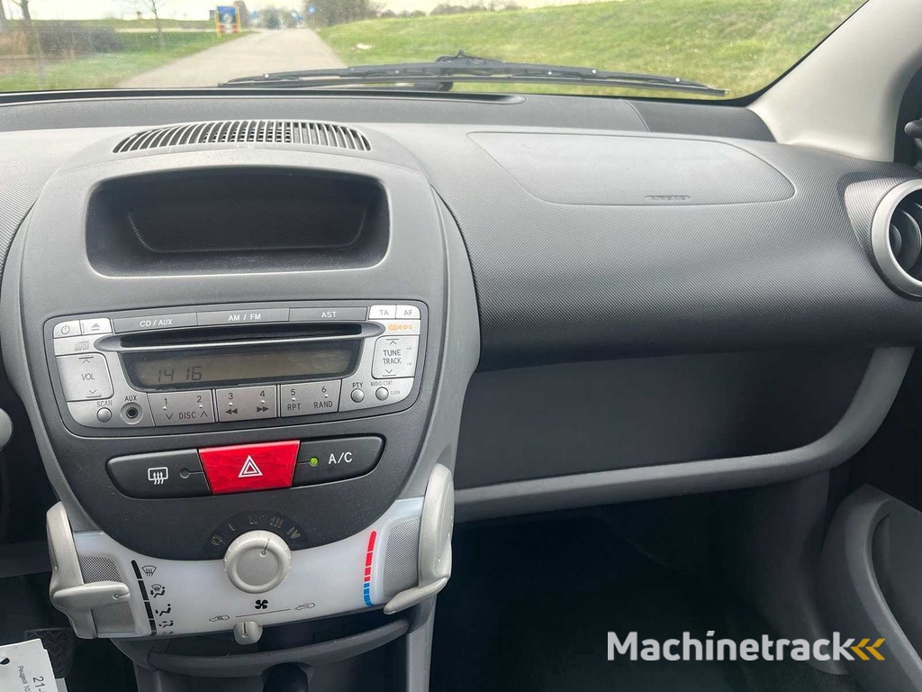 Peugeot 107 1.0 12V XS, 21-GNN-5