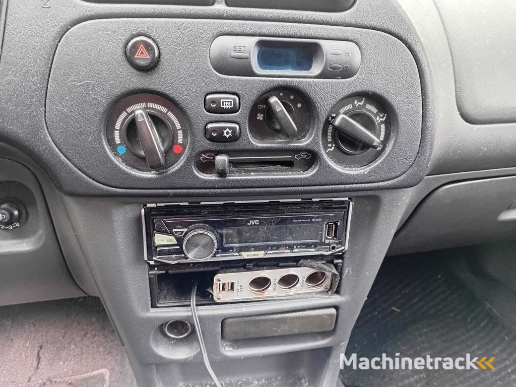 Mitsubishi Colt 1.3 Familie, 79-PD-BG